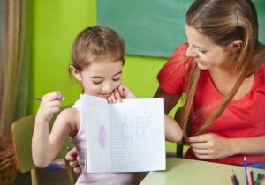 子ども教育学とは?教育に関する学問の目的と特徴