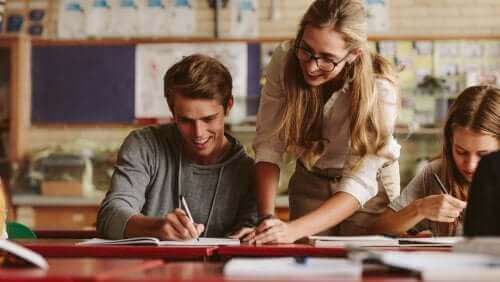 ローレンス・ステンハウス型の カリキュラム