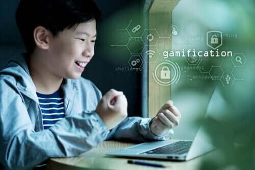 授業に ゲーミフィケーション を取り入れるには?