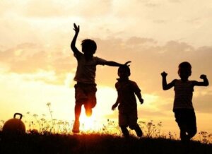 【過干渉になっていませんか?】年齢ごとに変わる子どもの自由