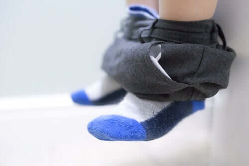 【子どもの下痢】宿便性下痢の症状と原因