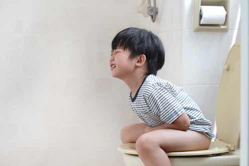 子ども　下痢　宿便性下痢　症状